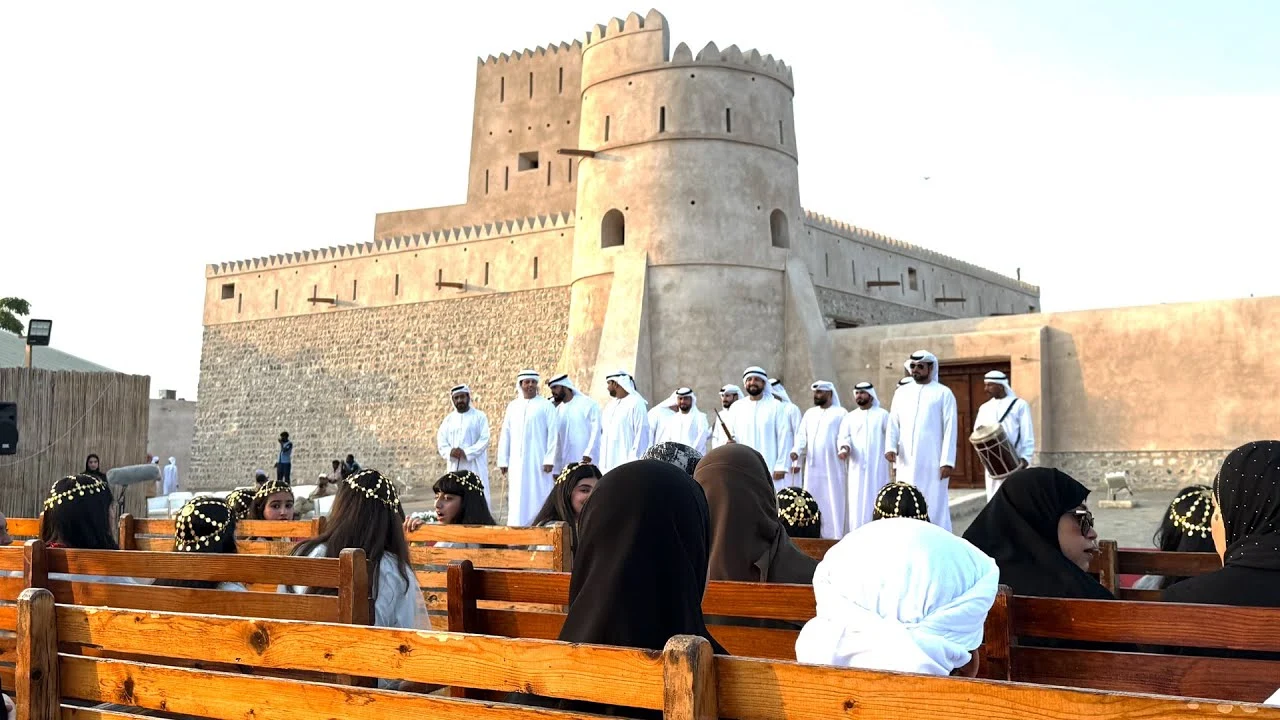 أجواء تراثية.. فعاليات أيام الشارقة تحط رحالها في مدينة كلباء بمشاركة واسعة
